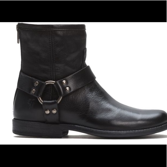 Frye Phillip short Harnass boot
